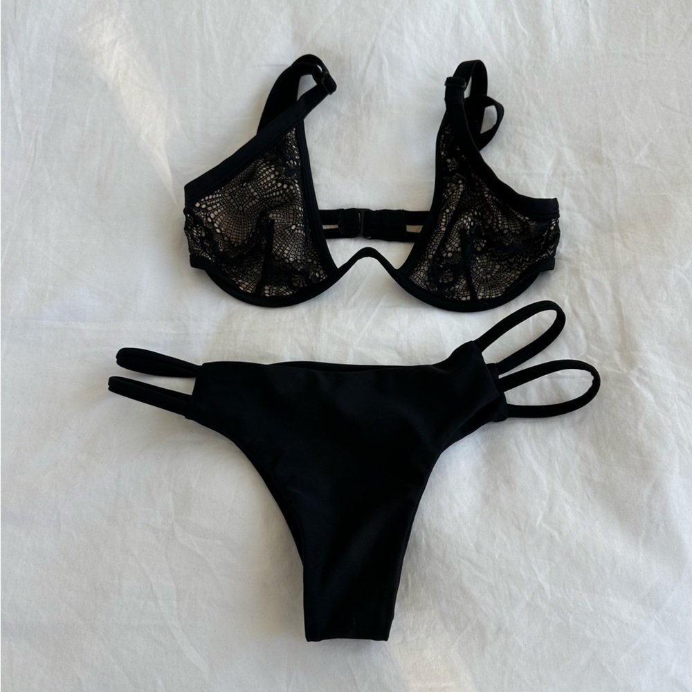 swimwear bikini